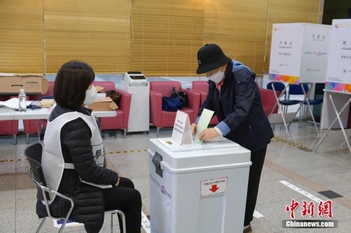 国际识局:尹锡悦就职两周年,“挫败”大于成就? 国际识局:尹锡悦就职两周年,“挫败”大于成就?
