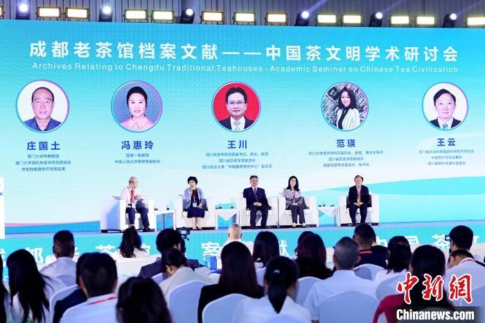 成都老茶馆:保存城市微观历史 包罗社会众生百态 成都老茶馆:保存城市微观历史 包罗社会众生百态